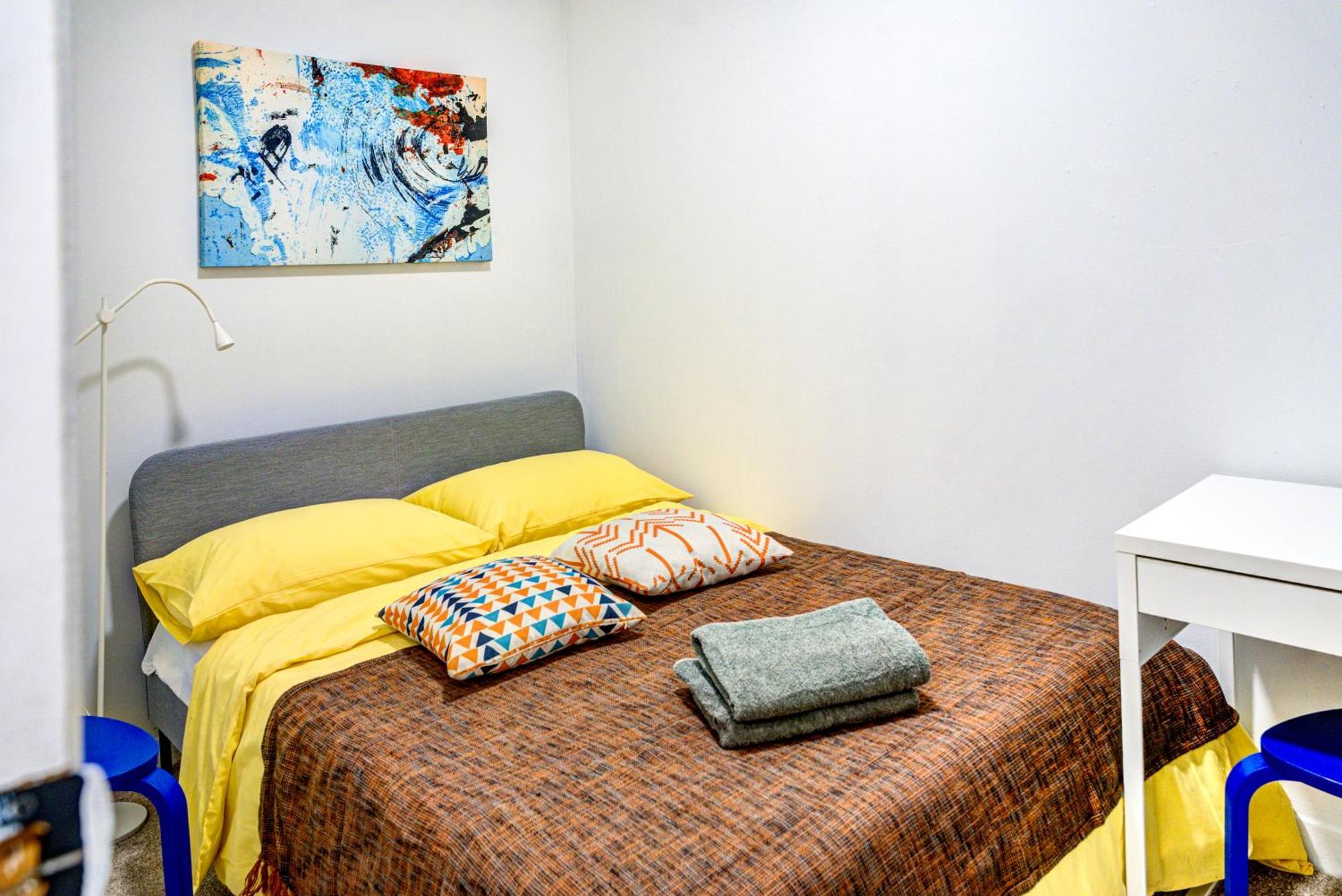 3 Bedroom Gorgeous In Hells Kitchen Appartement New York